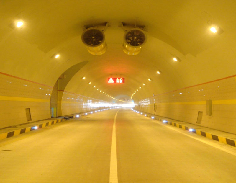 广河高速隧道
